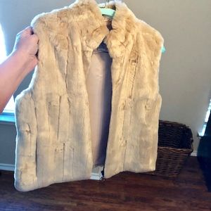 Faux fur vest GUC dry clean only